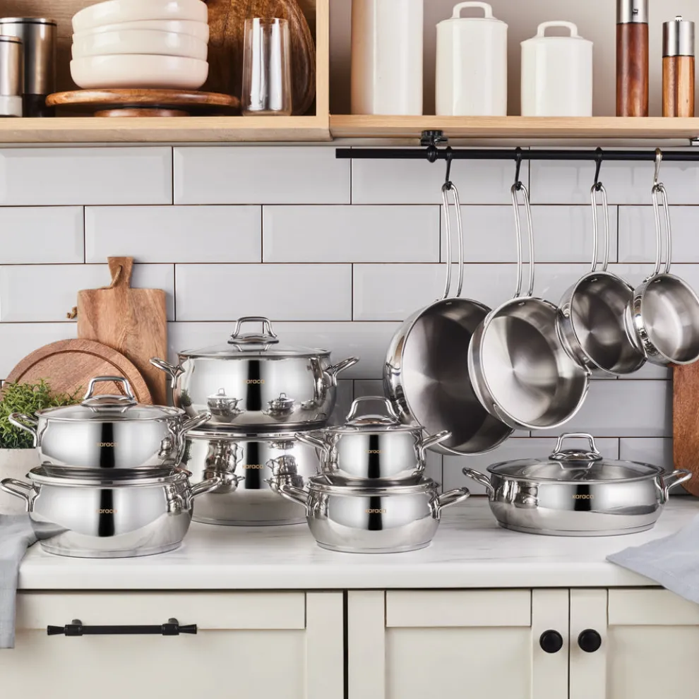 Karaca Emirgan Stainless Steel Stockpot with Lid, 24cm, Silver