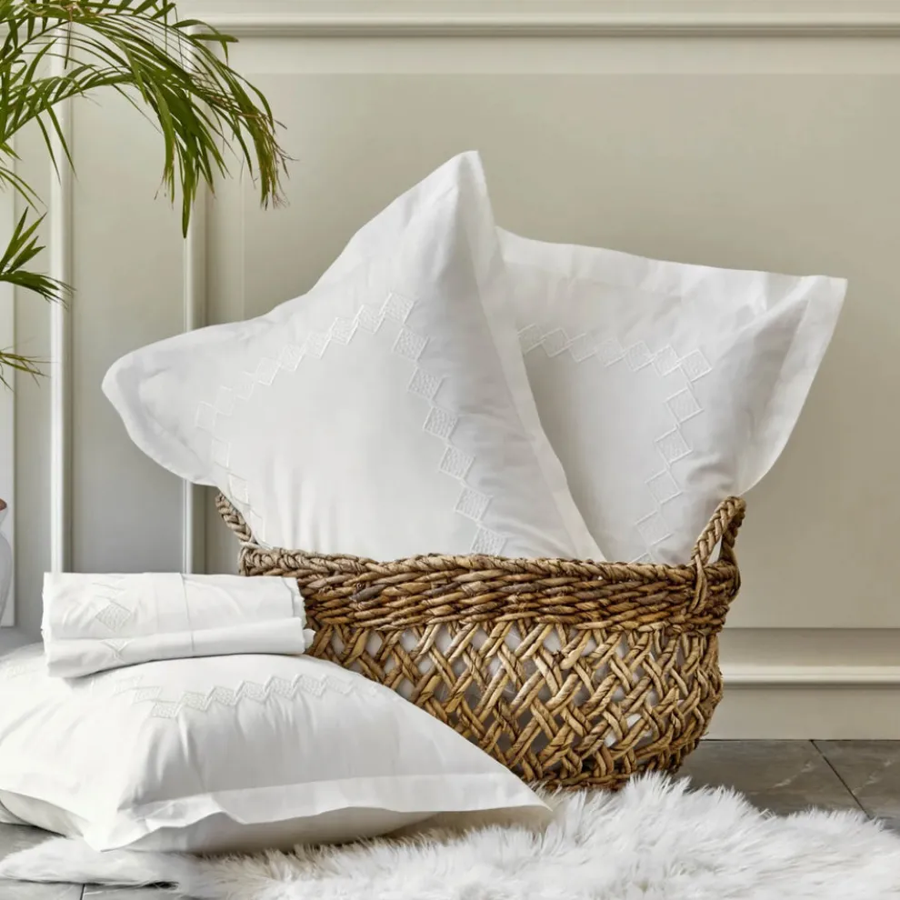 Karaca Home Marigold Percale 100% Turkish Cotton Embroidered Duvet Cover Set, King, White