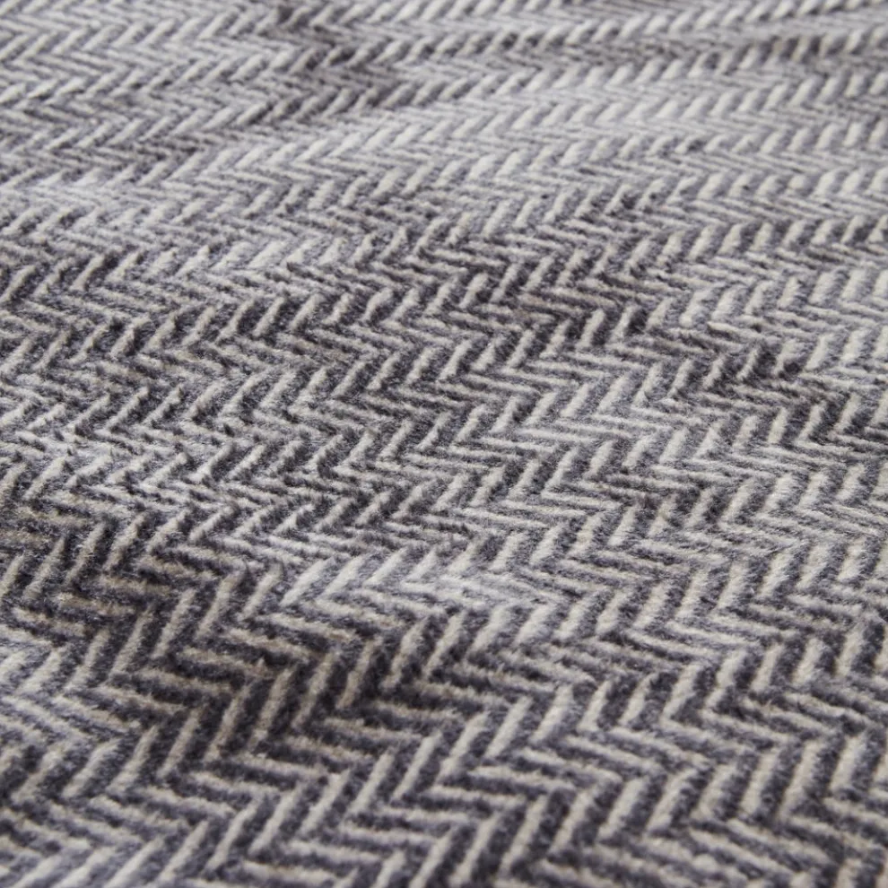 Karaca Home Sandra Herringbone Pattern Blanket, 200x220cm, Double, Grey
