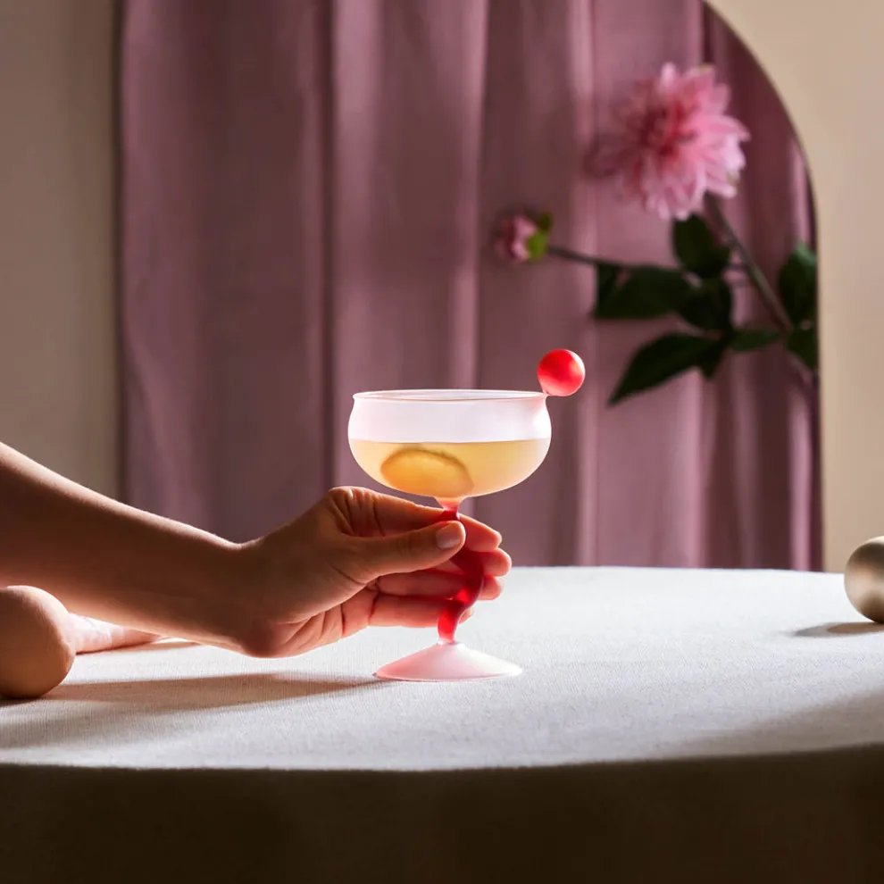 Karaca Miracle Martini Cocktail Glass, 250ml, Pink