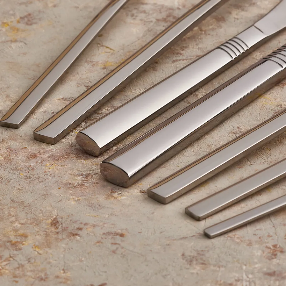 Karaca Nil 91-Piece Stainless Steel Cutlery Set with Serving Set, Silver