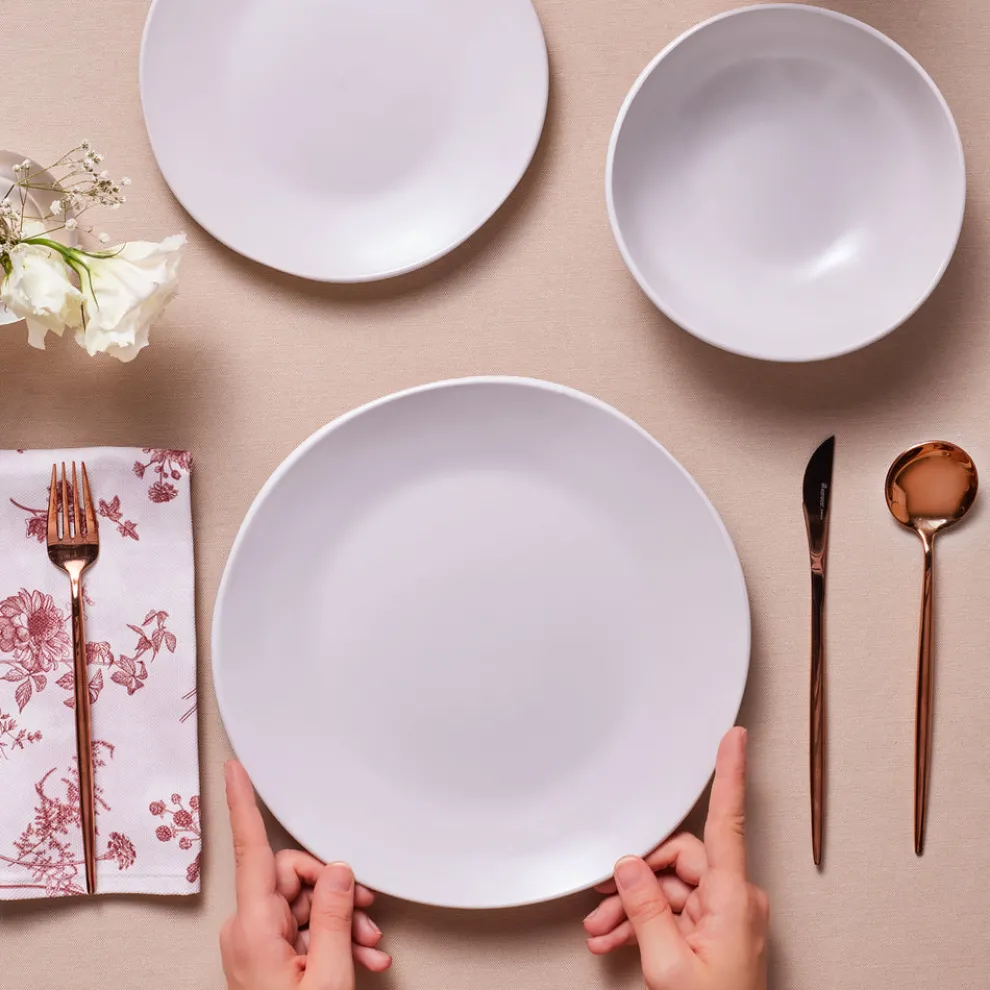 Karaca Scarlet 18-Piece Stoneware Dinner Set for 6 People, White