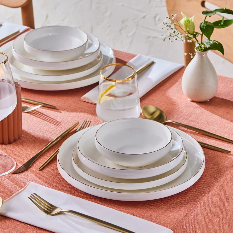 Karaca Stream Bone China Saturn 24-Piece Dinner Set for 6 People, Gold