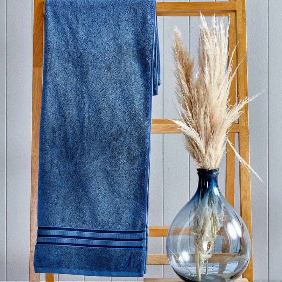 Nautica Home Ocean 100% Turkish Cotton Bath Towel, 70cmx140cm, Azure